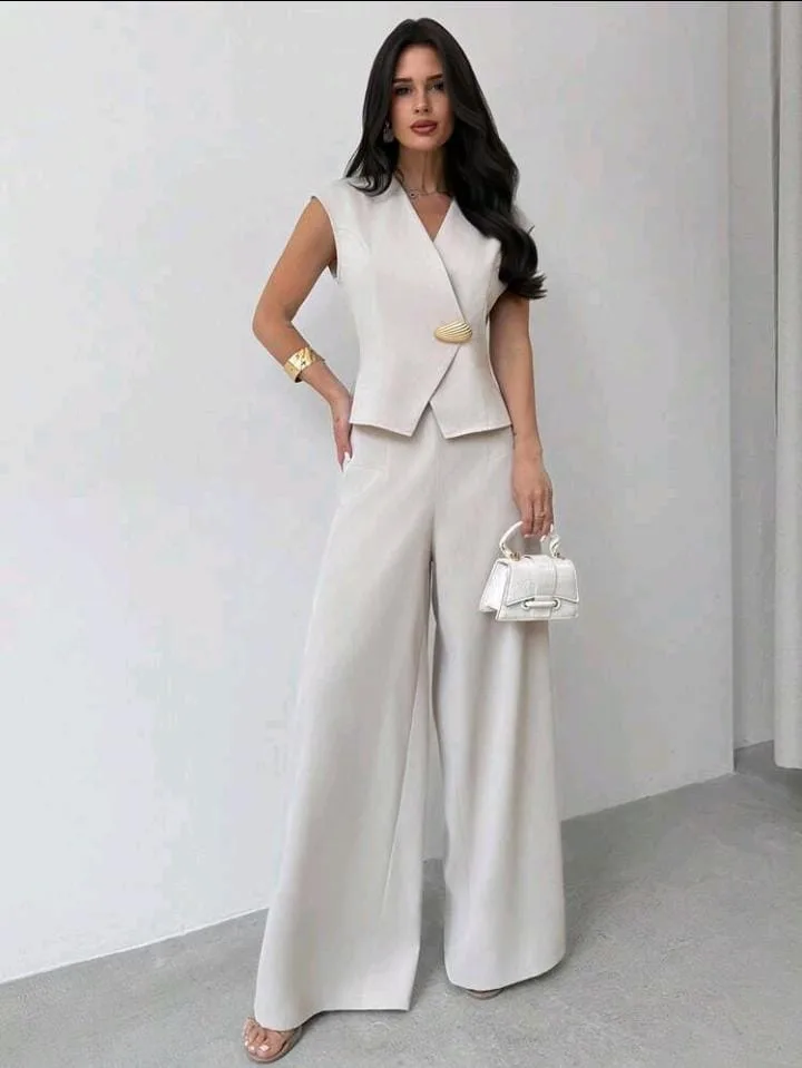 Conjunto 2 Peças Off-White - Colete Transpassado + Pantalona Larga